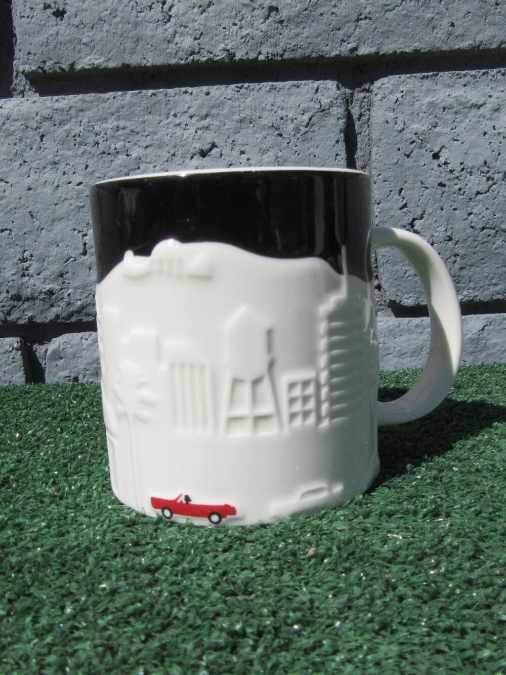 Starbucks Collectors Series 3D Red Car Los Angeles Skyline Coffee Mug